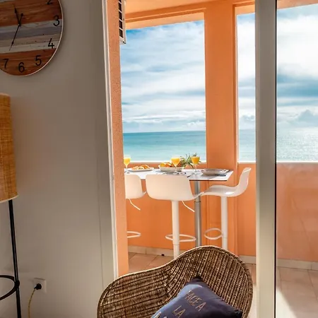 Le Bristol, Vue Panoramique, Terrasse, Parking Apartman *